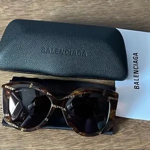 Balenciaga | Accessories | Balenciagaauthentic Nwt Tortious  display picture 3